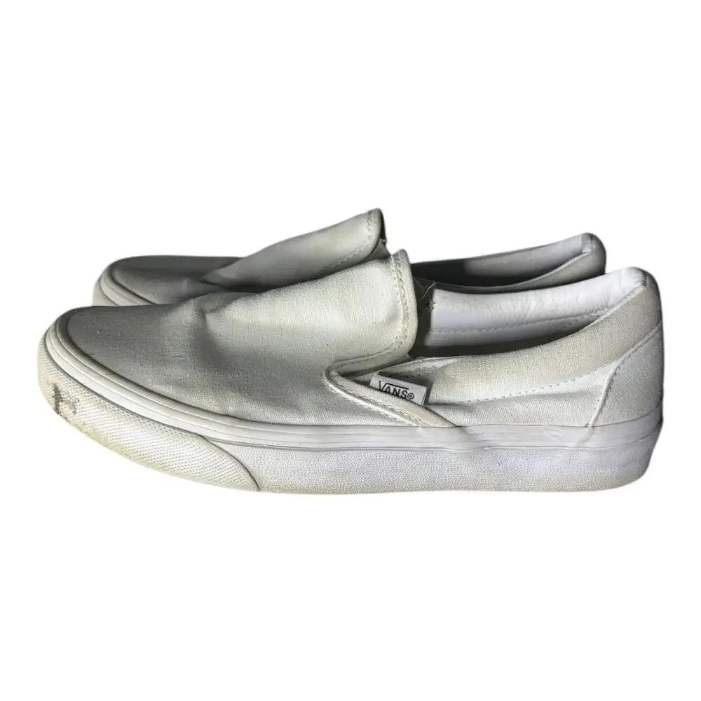 Vans Classic Slip On True White Slip On Sneakers Women’s Size 7 Skater Sneakers